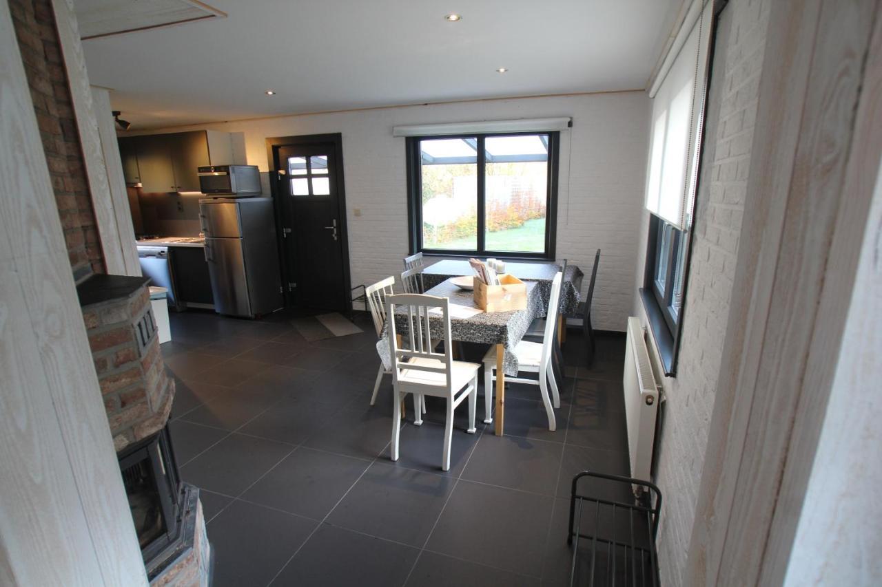 Landhuisjes Bij De Wouterbron Opglabbeek Exterior photo